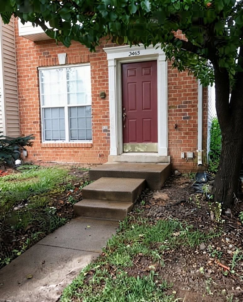 2465 Old Silo Ct - Photo 2 of 20