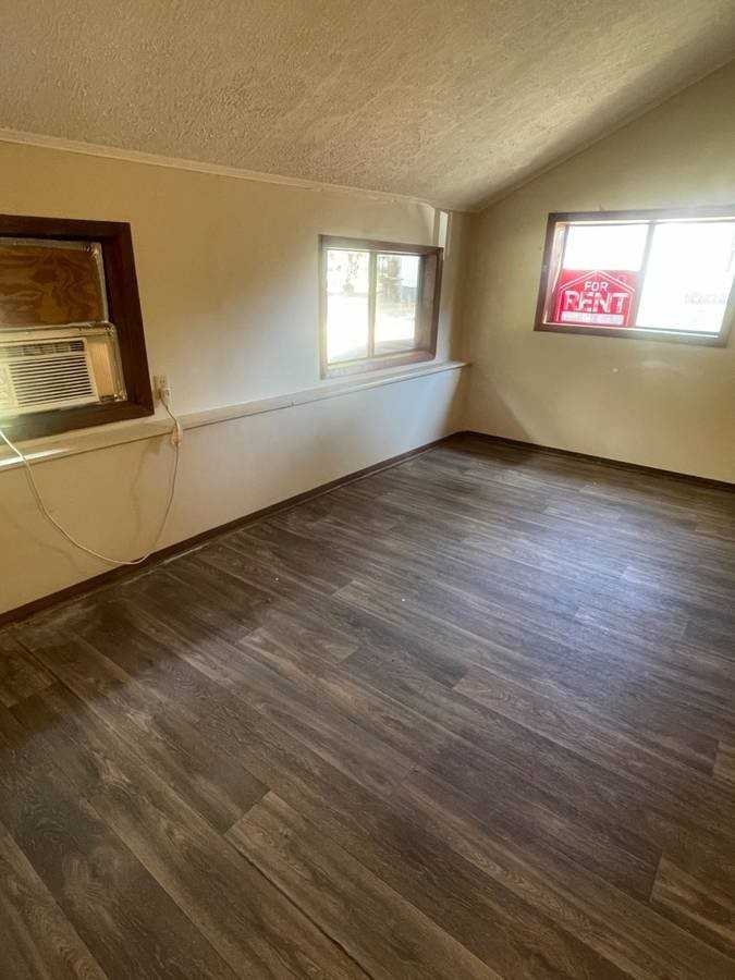 272 Sa Graham Blvd #5 - Photo 4 of 7