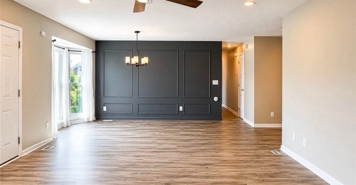 6873 Kingsgate Dr - Photo 4 of 17