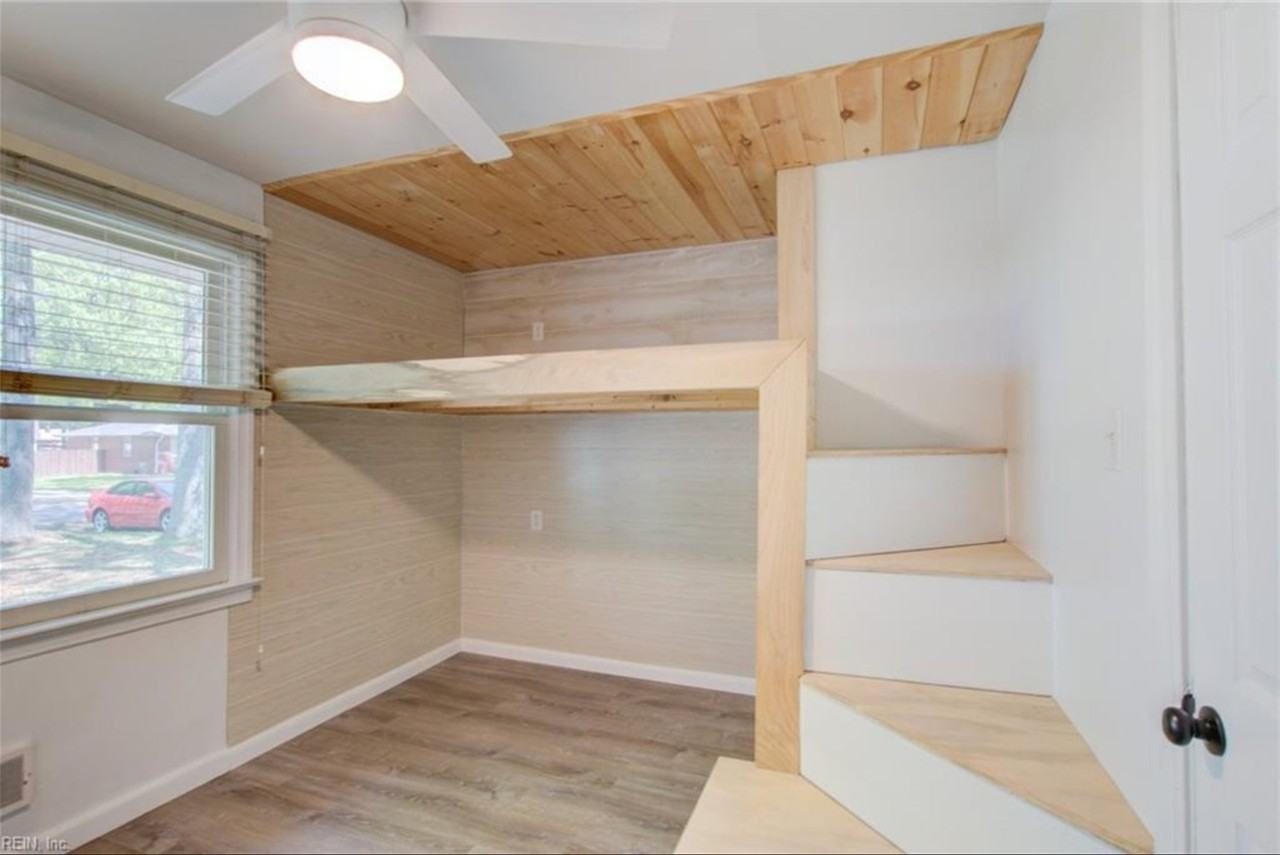 2305 Springdale Rd - Photo 5 of 20