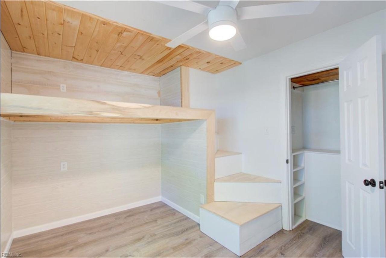 2305 Springdale Rd - Photo 6 of 20