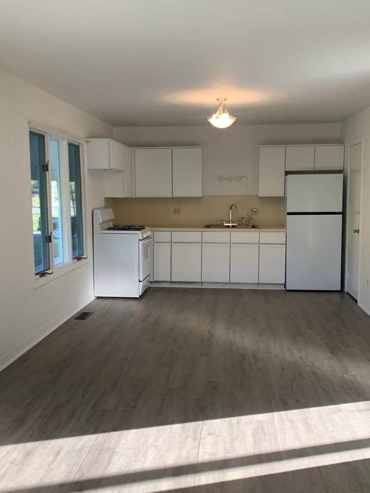5708 Akron Cleveland Rd #2 - Photo 4 of 10