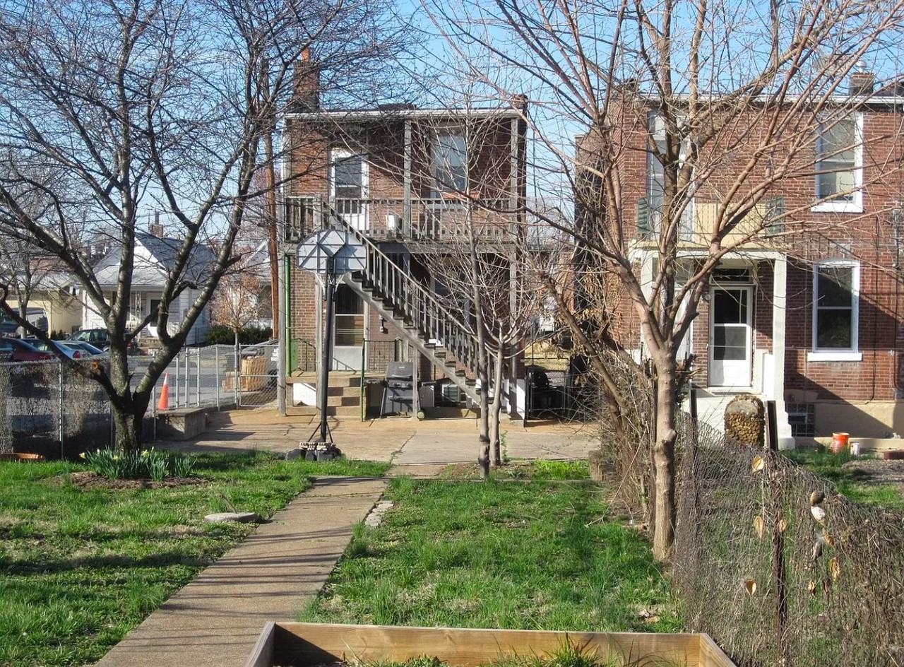5240 Bischoff Ave - Photo 3 of 9