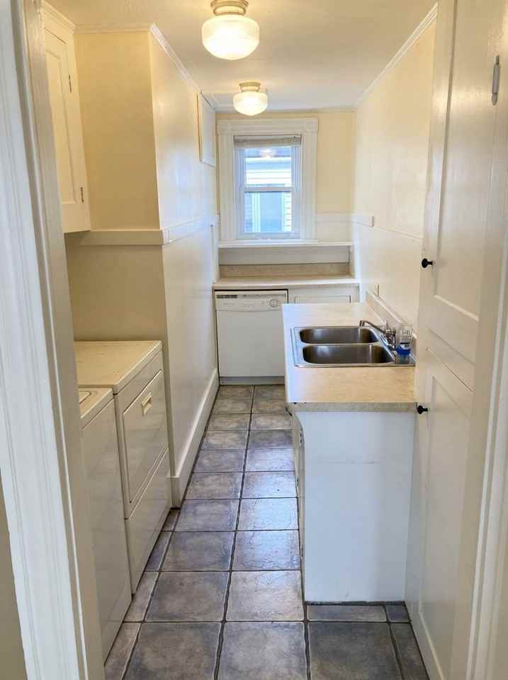 53 Merrimack St #3 - Photo 5 of 12