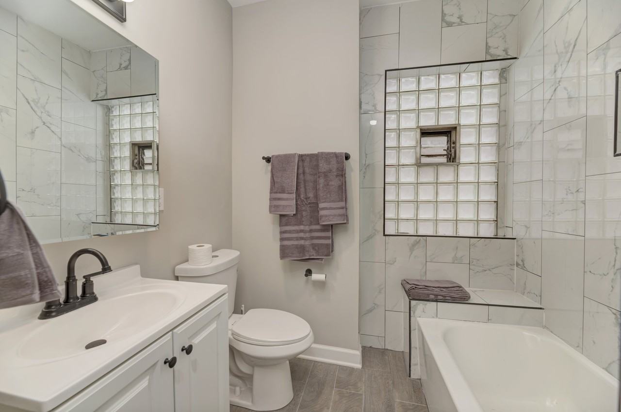 7247 S Euclid Ave - Photo 6 of 20