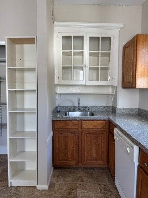 731 N New St #2ndFL - Photo 2 of 11