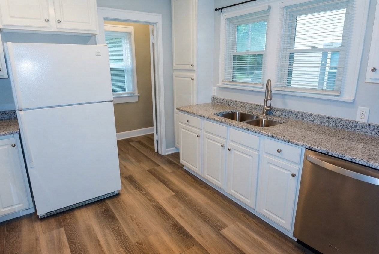 5265 N College Ave - Photo 3 of 20