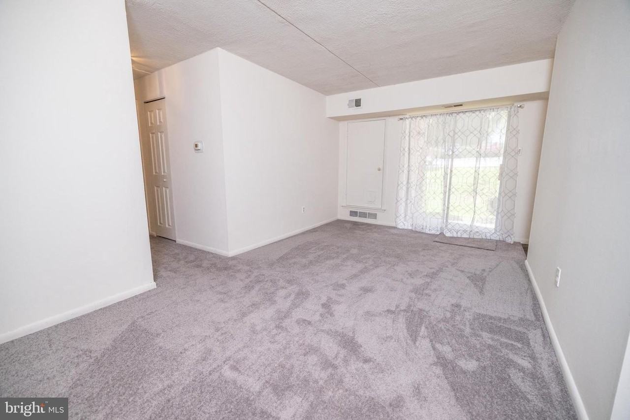 3101 Valley Dr - Photo 6 of 17