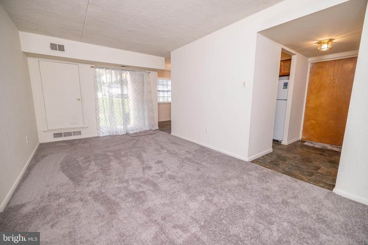 3101 Valley Dr - Photo 7 of 17