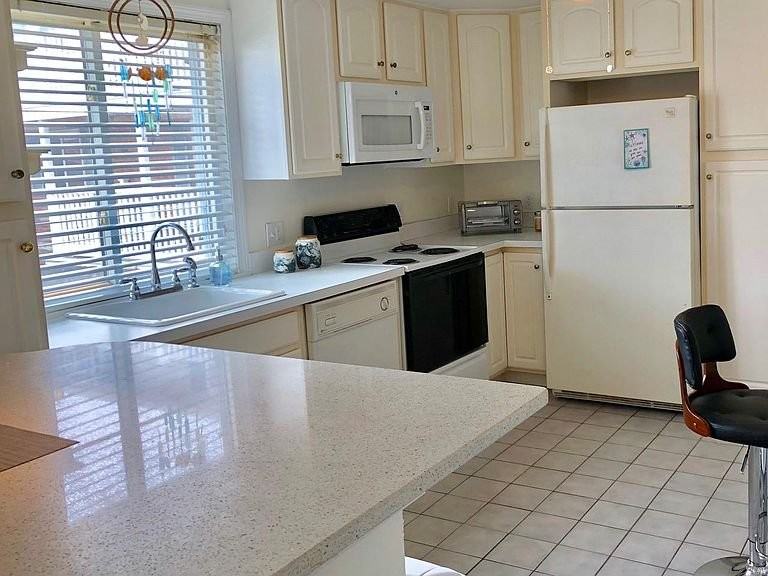 68 Kings Hwy #24 - Photo 5 of 14