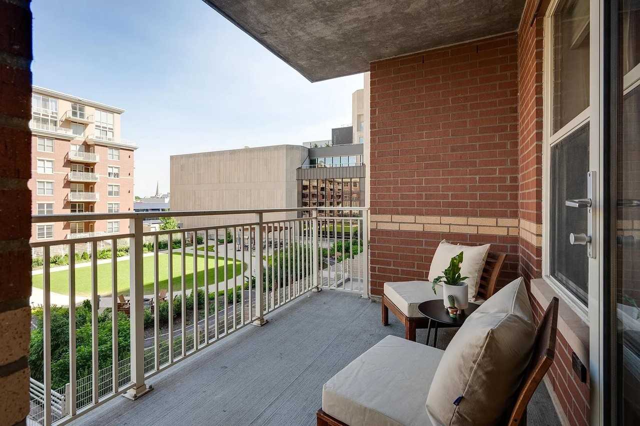360 W Washington Ave #713 - Photo 6 of 19