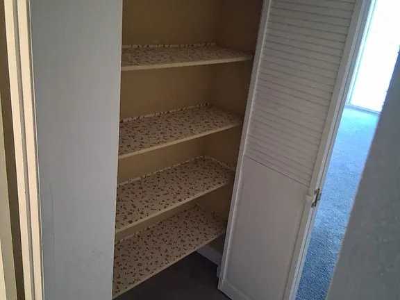 2511 Ne 4th St #334 - Photo 6 of 8