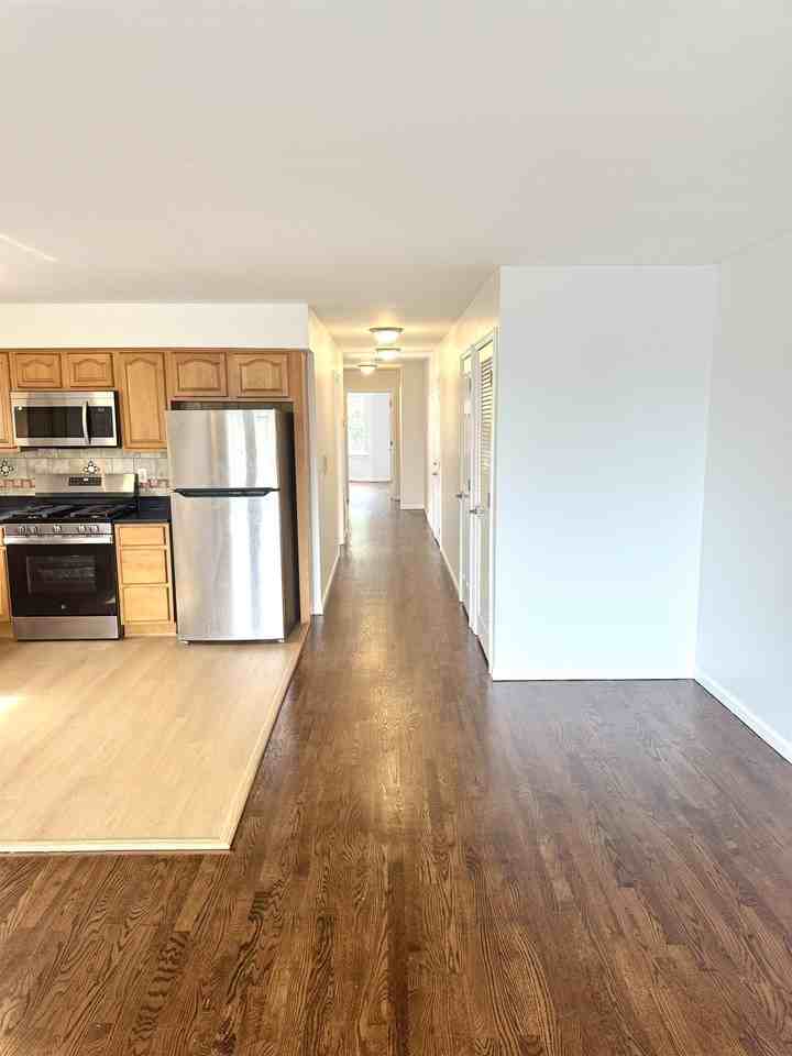 248 Arlington Ave - Photo 7 of 24