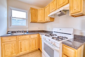 featured image of 60 W 8th St #1