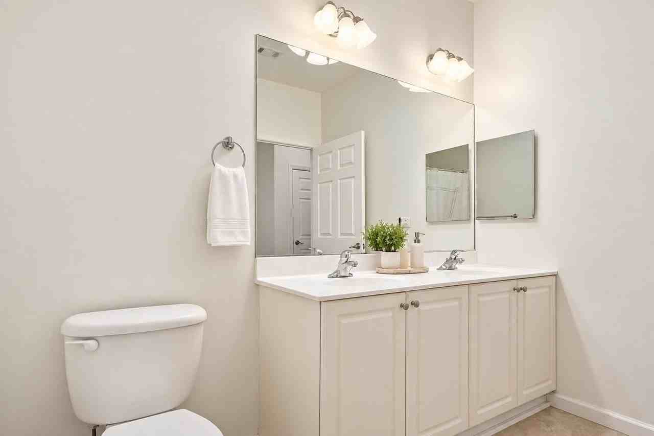 15 Warren St #116 - Photo 7 of 11