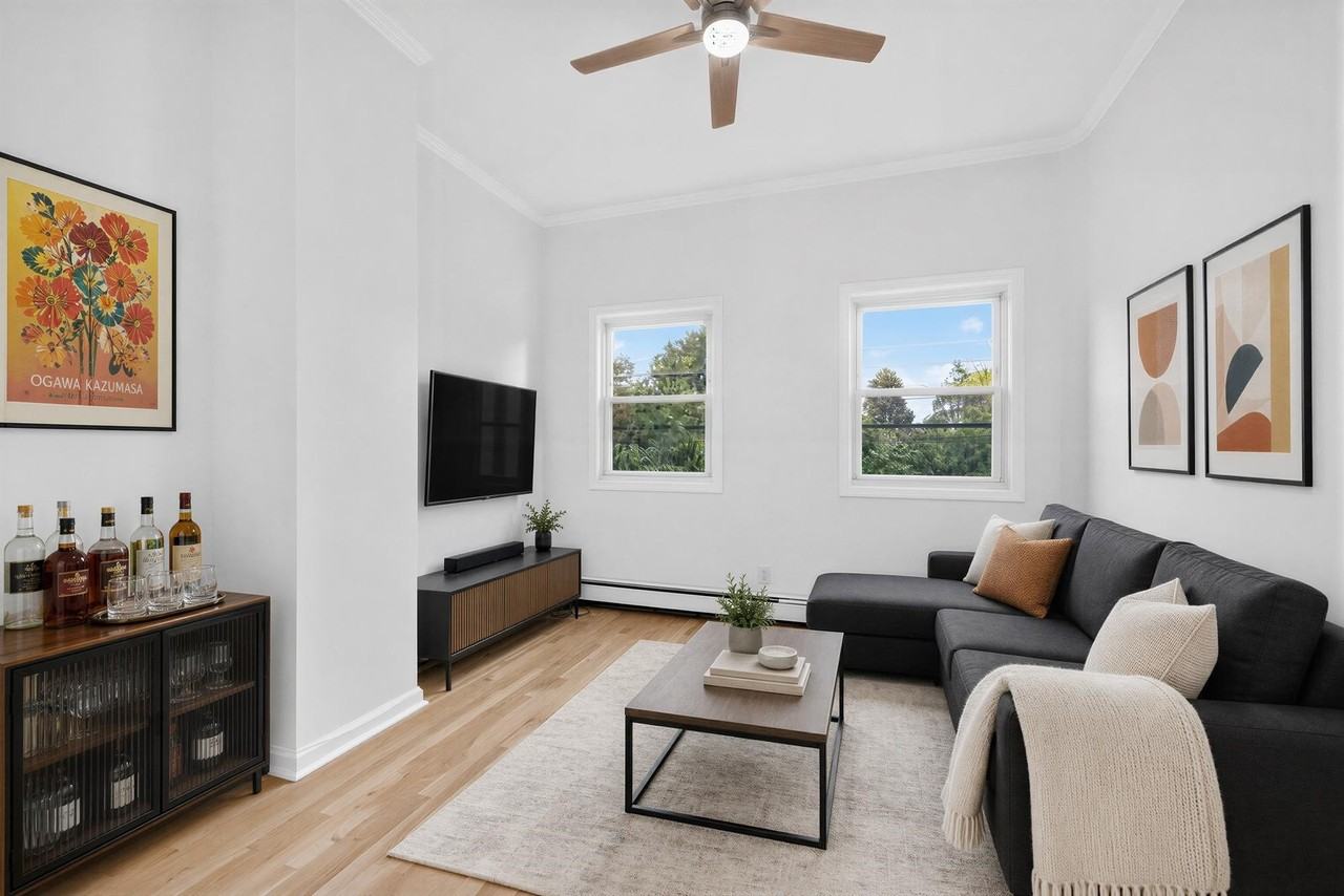 465 Palisade Ave #2R - Photo 3 of 14