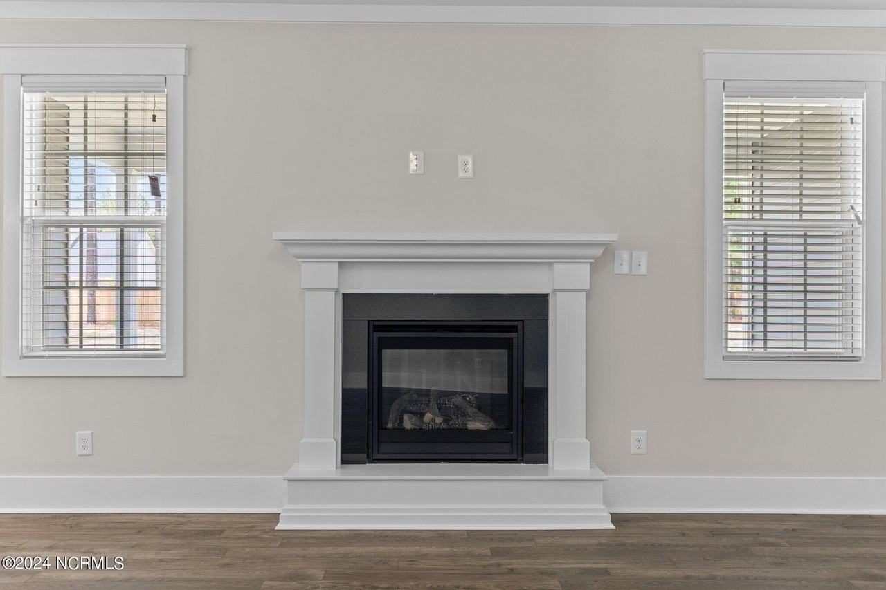 775 Winds Way - Photo 7 of 47