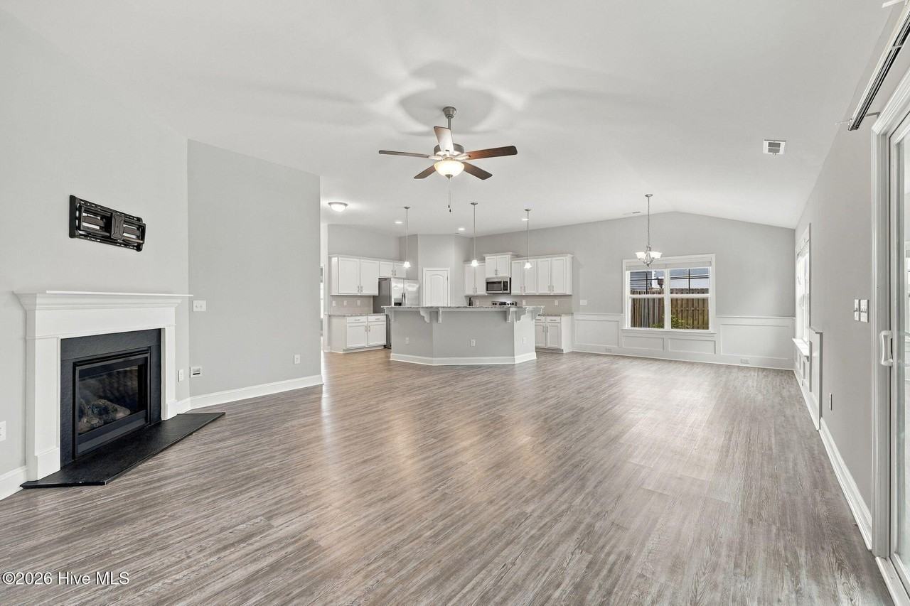 211 Pastoral Ct - Photo 7 of 28