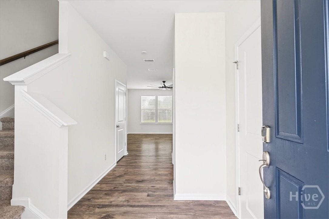 33 Southern Way - Photo 2 of 42