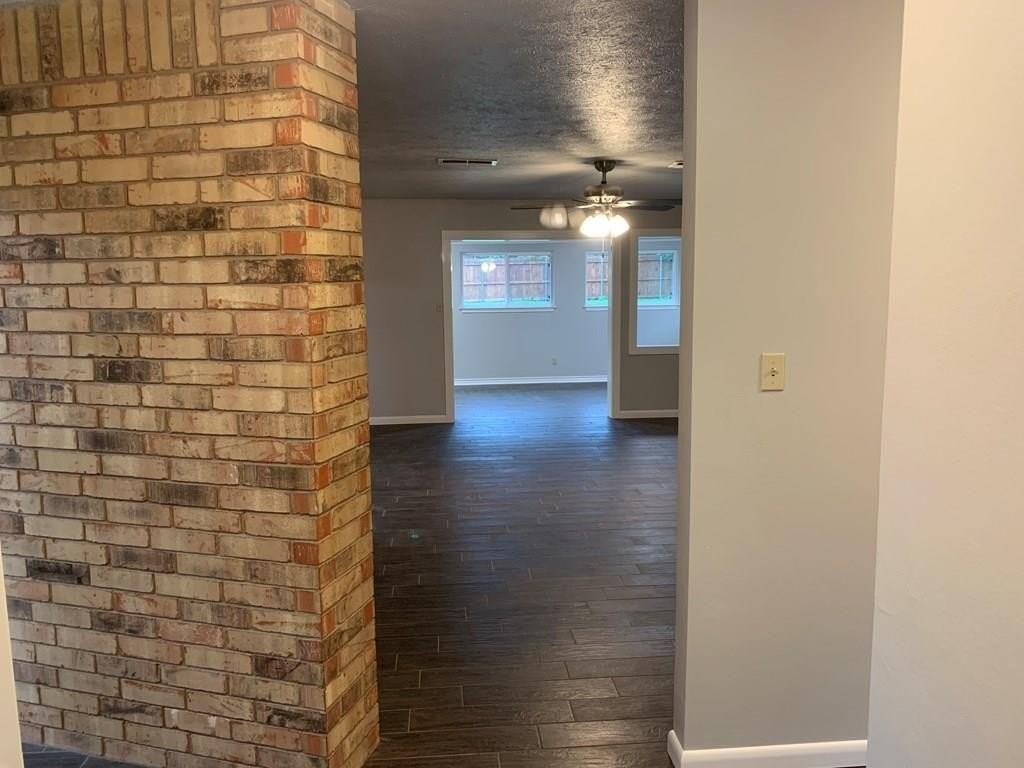 112 Wild Timber Dr - Photo 3 of 23