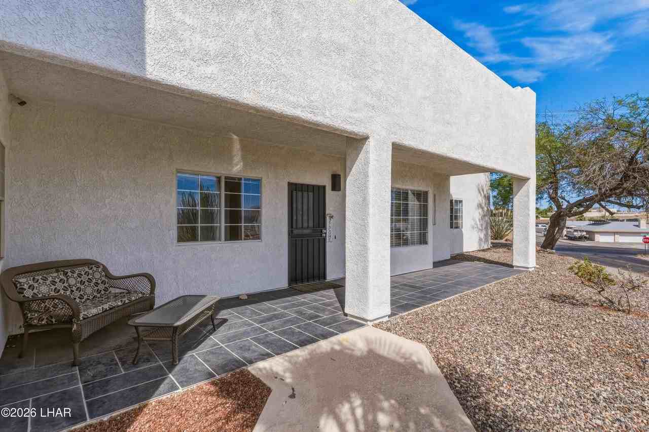 784 Cactus Dr - Photo 3 of 30