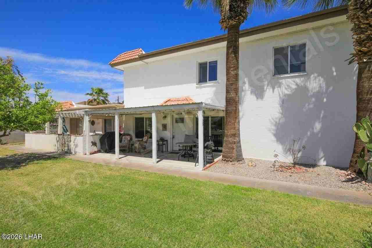 1719 Los Lagos Dr #B