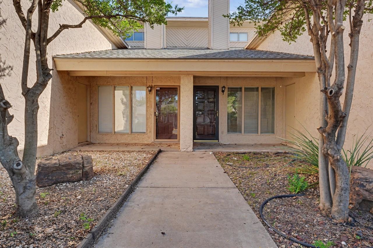 3309 74th St #B - Photo 2 of 22