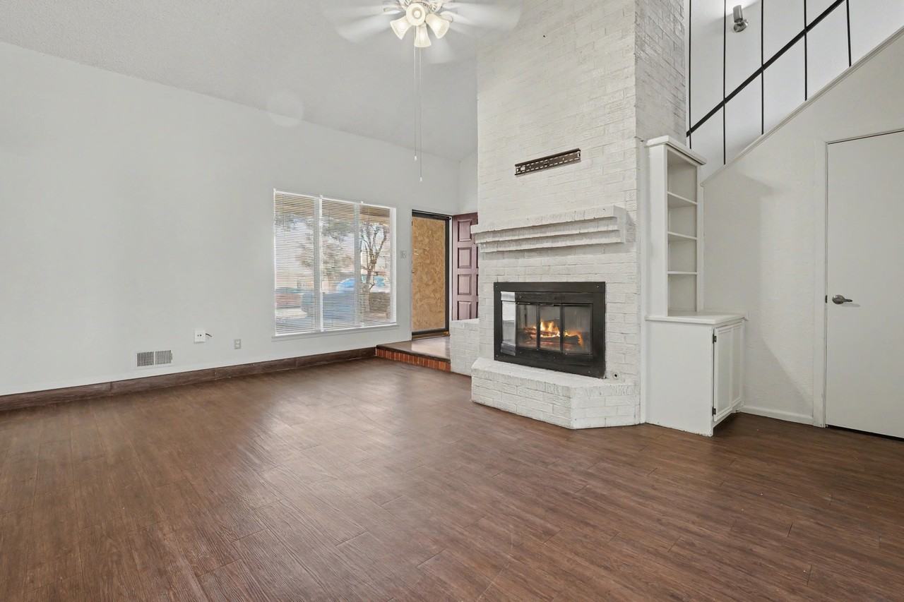 3309 74th St #B - Photo 6 of 22