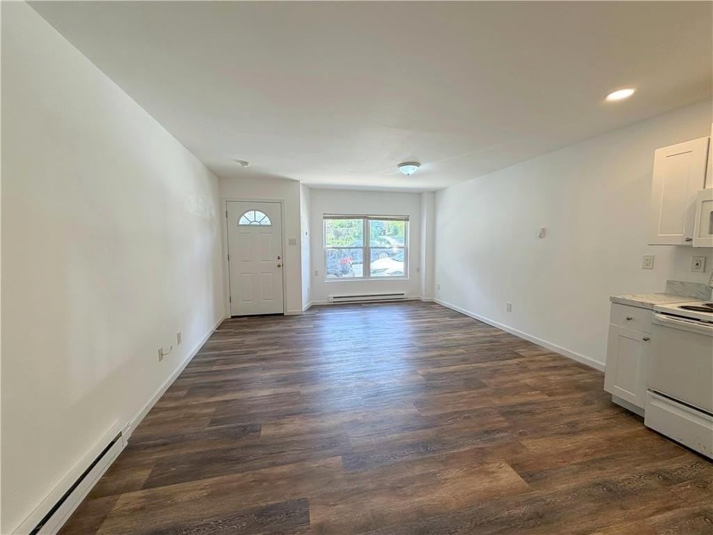811 Itaska St #1stFL - Photo 4 of 14