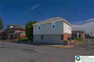 featured image of 2 S 4th St