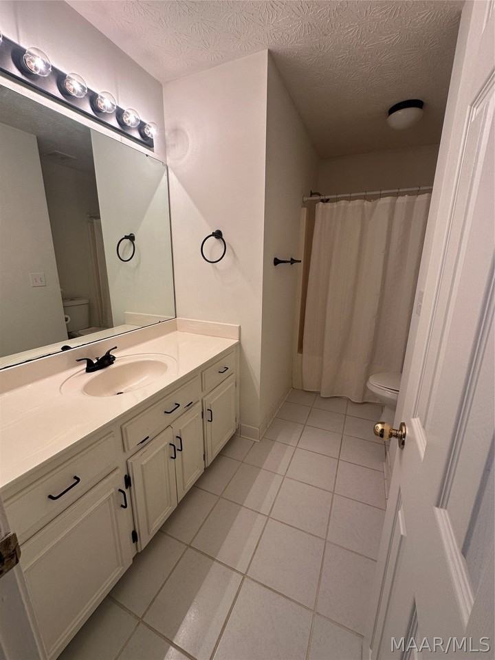 491 Greystone Way - Photo 7 of 12
