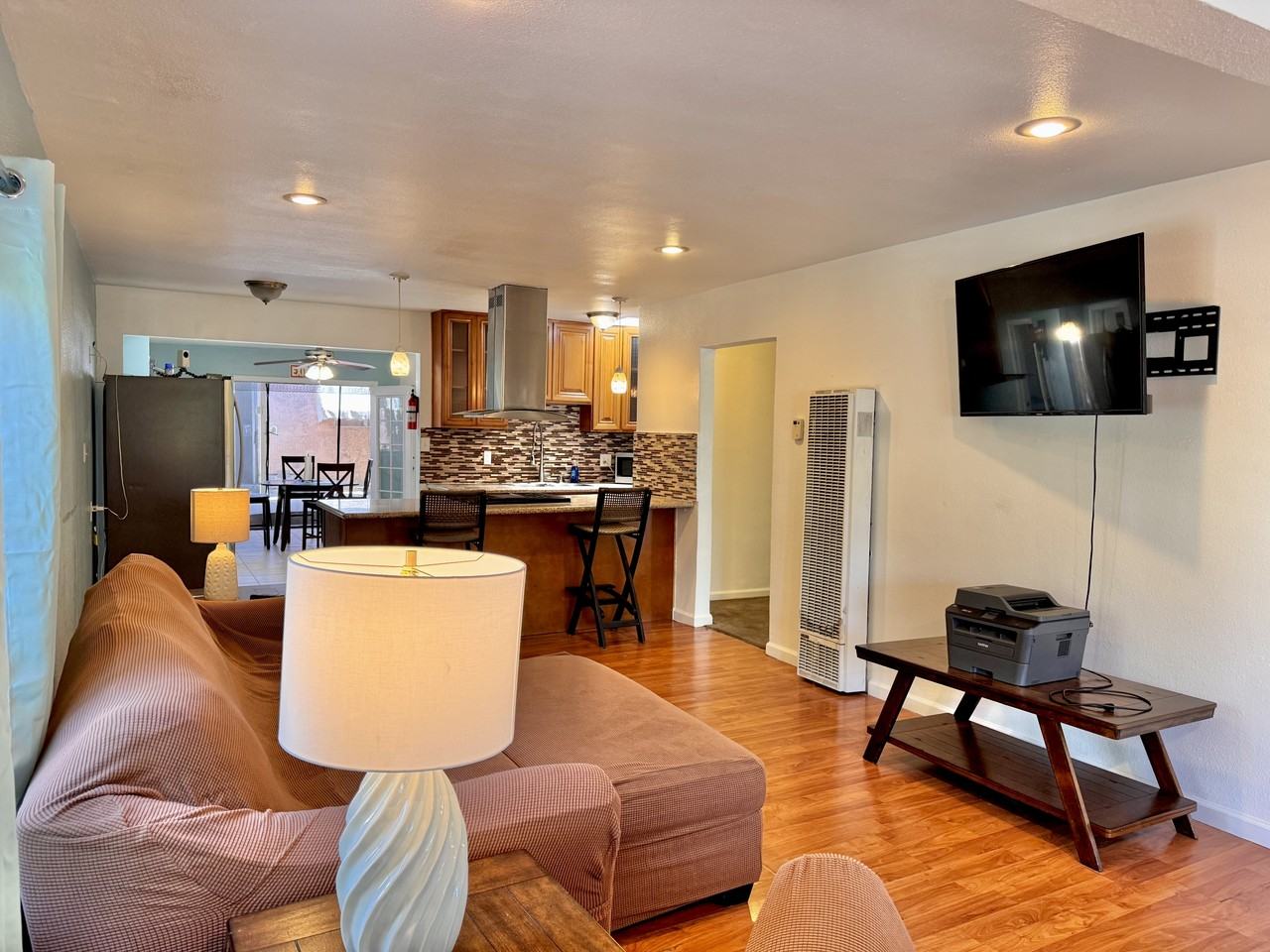 3834 Cottonwood St #1 - Photo 3 of 10
