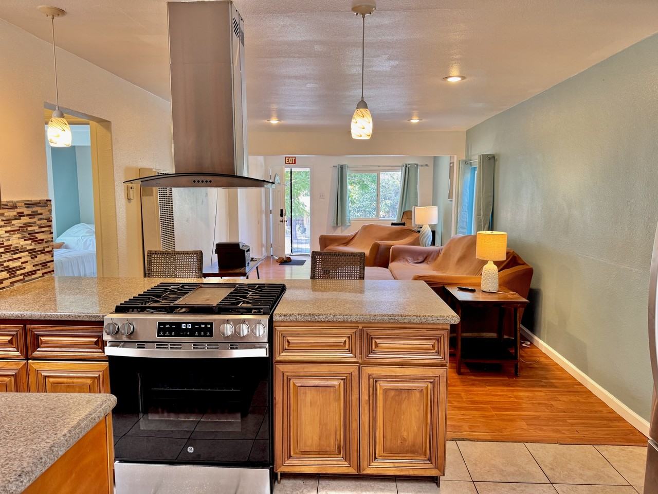 3834 Cottonwood St #1 - Photo 5 of 10