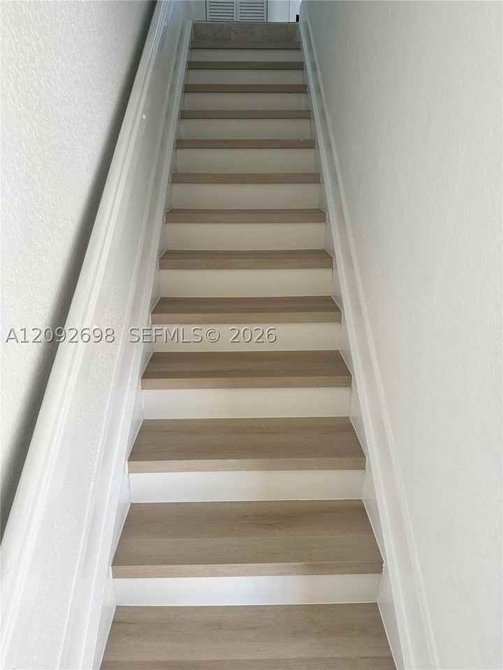 17035 Sw 138th Ct - Photo 3 of 7