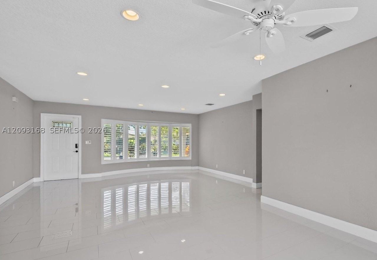 1485 Ne 57th St - Photo 2 of 20