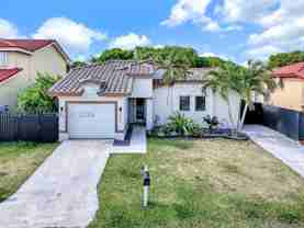 8574 Sw 211th Ter - Photo 1 of 1