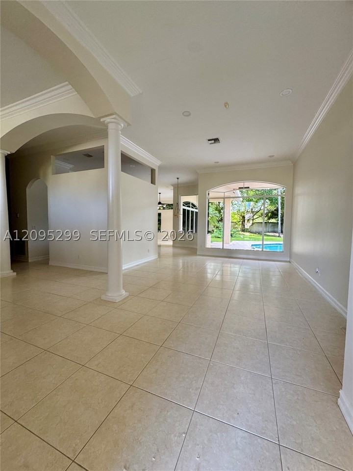 11051 Canary Island Ct #11051 - Photo 3 of 50