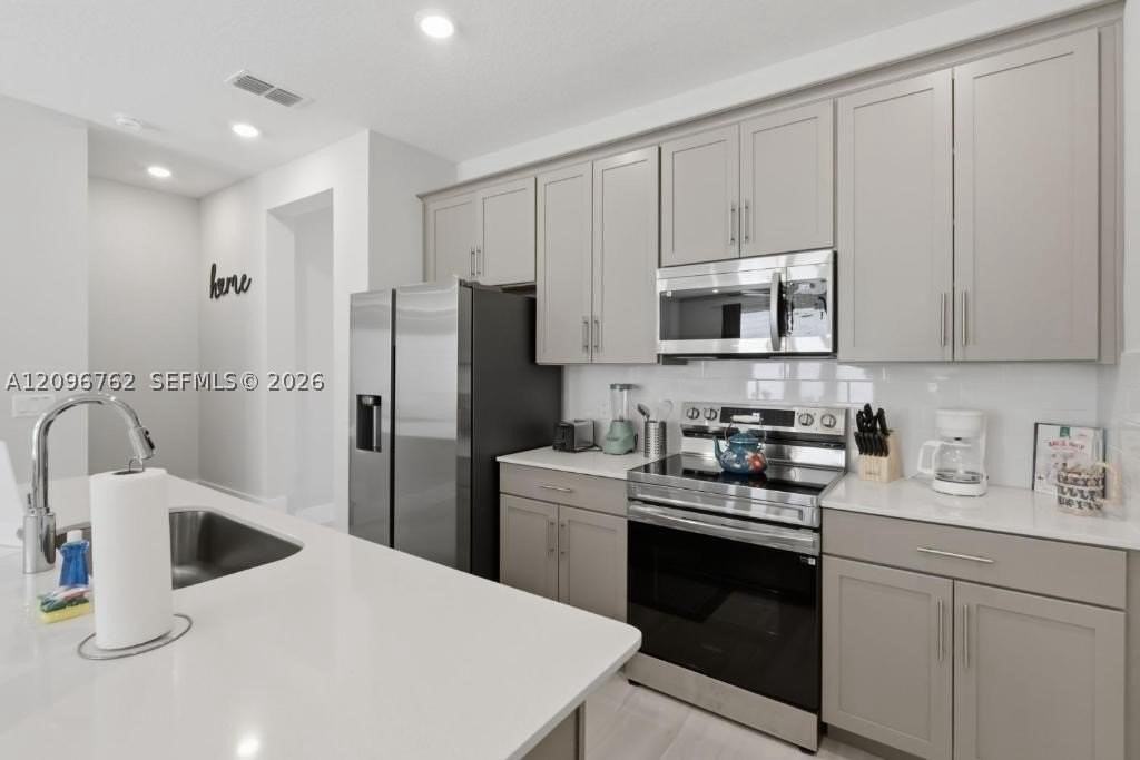 7913 Spectrum Dr #7913 - Photo 4 of 19