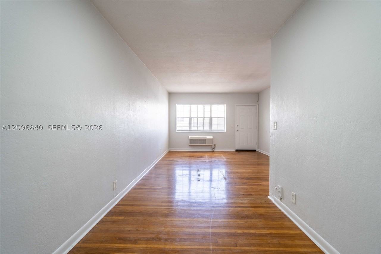 330 84th St #11 - Photo 7 of 12