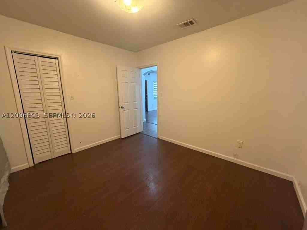 6871 Sw 37th St #B - Photo 6 of 13