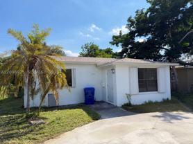 2542 Taft St - Photo 1 of 1