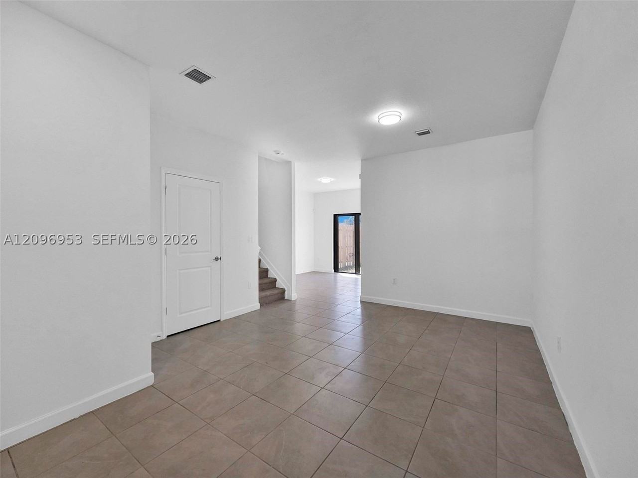 11924 Sw 247th Ter - Photo 7 of 42