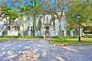 featured image of 10195 Sw 75th Pl