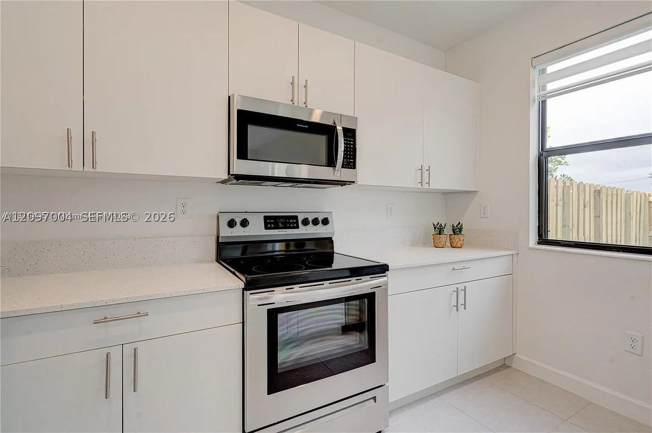23220 Sw 131st Ct #23220 - Photo 4 of 15