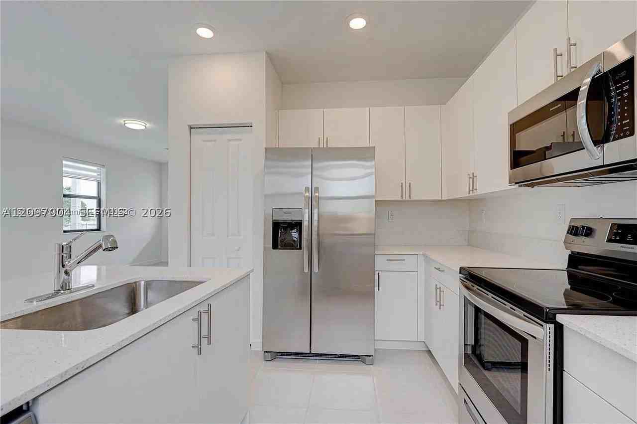 23220 Sw 131st Ct #23220 - Photo 5 of 15