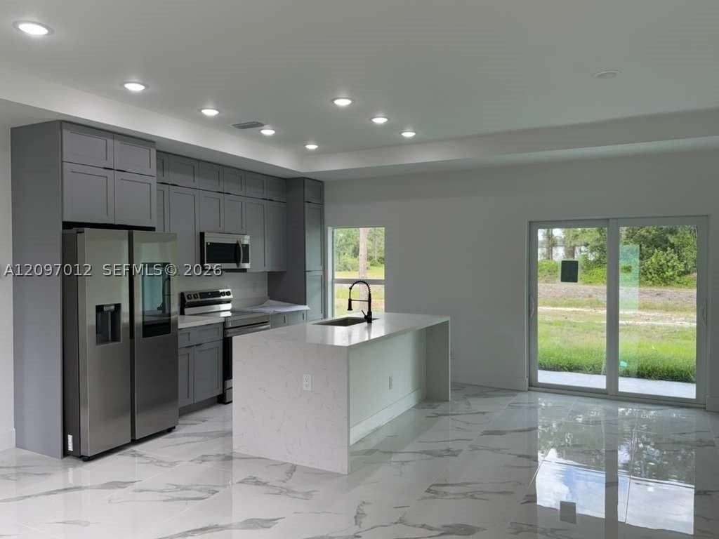 765 PUCCINI AVE S #765 - Photo 3 of 21