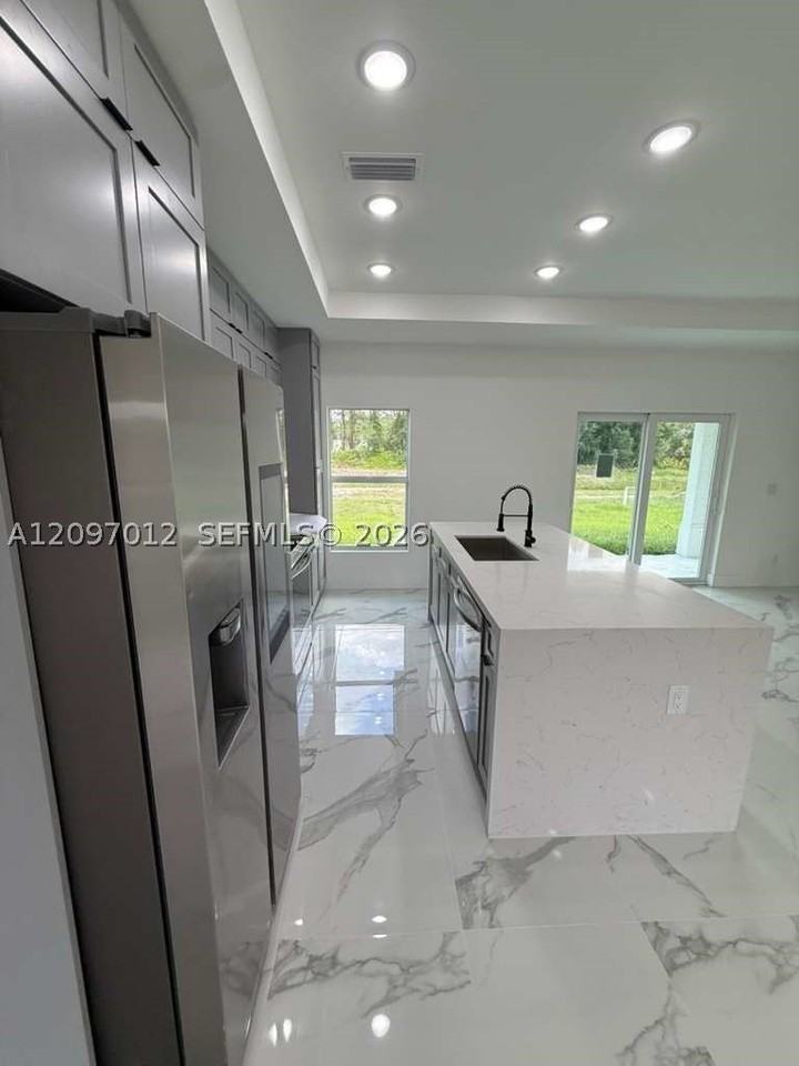 765 PUCCINI AVE S #765 - Photo 7 of 21