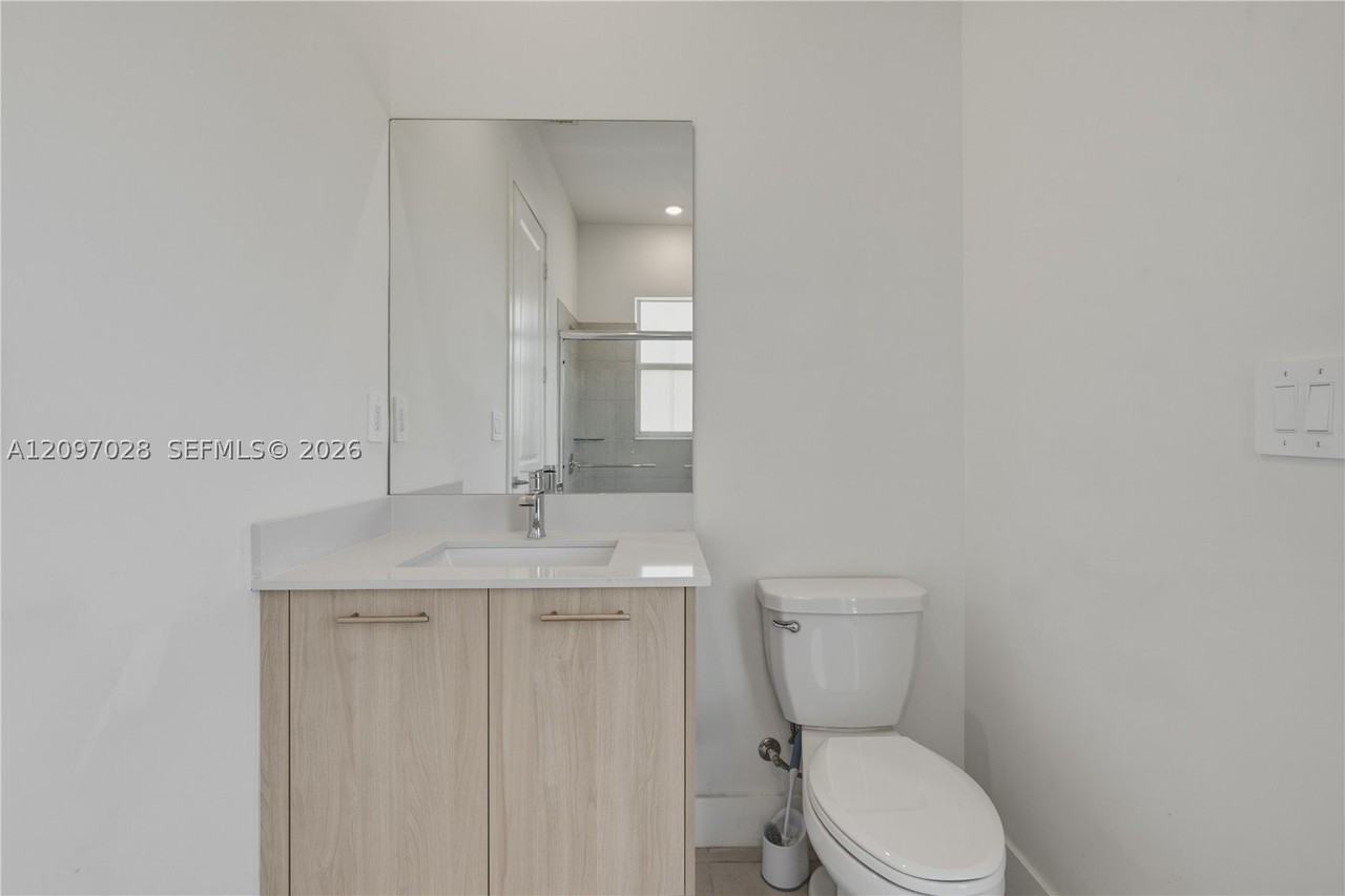 4372 Sw 122nd Ter #0 - Photo 5 of 50