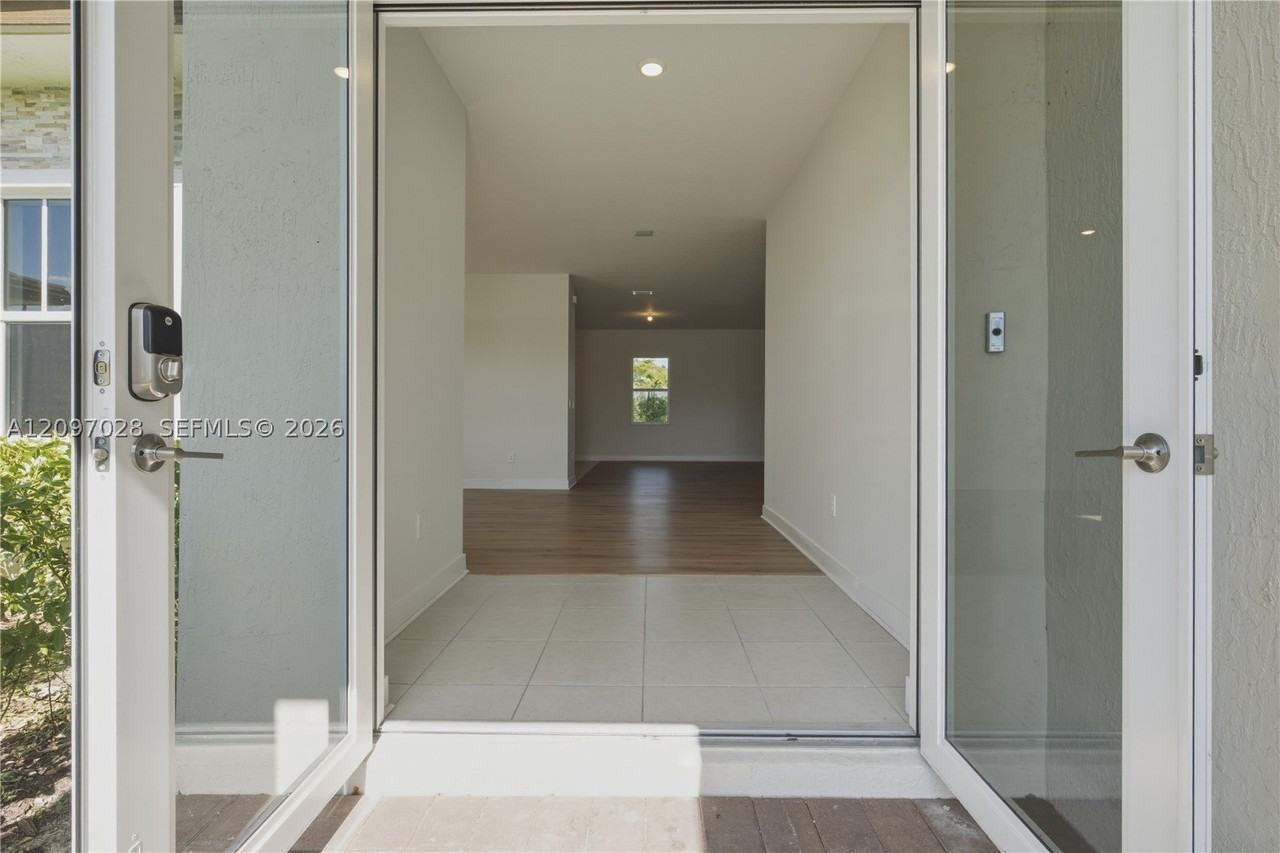 4372 Sw 122nd Ter #0 - Photo 6 of 50