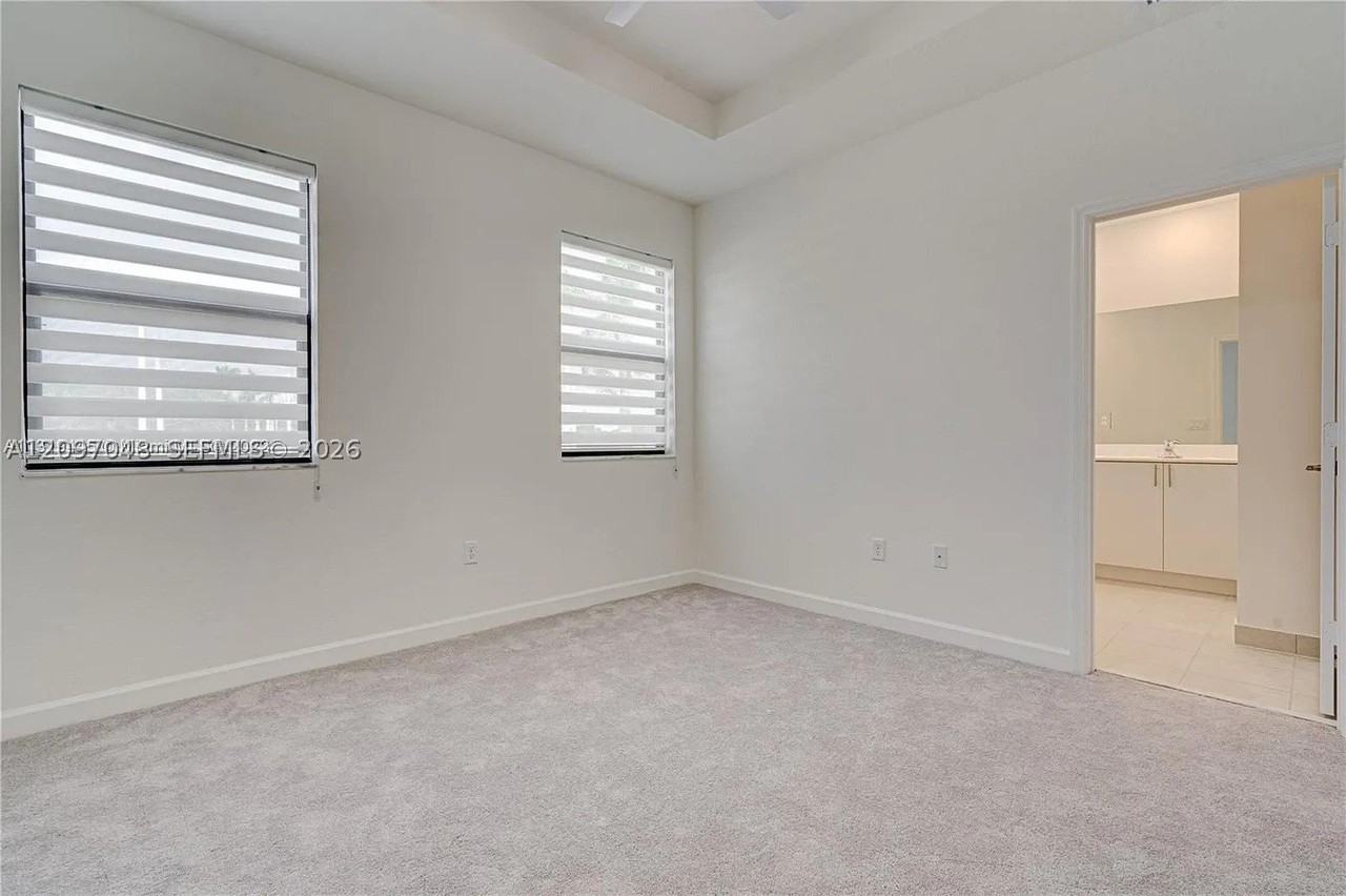 23250 Sw 131st Ct #23250 - Photo 5 of 12